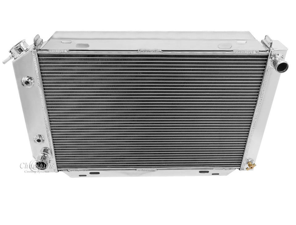 1982 LINCOLN CONTINENTAL 3.8 L RADIATOR AE138