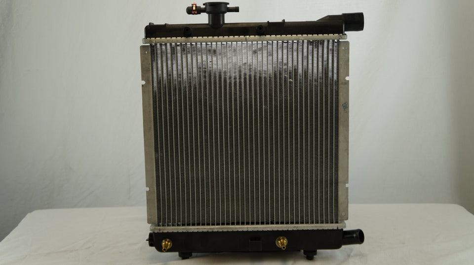 1992 CHRYSLER TOWN AND COUNTRY 3.3 L RADIATOR REA41-1125A